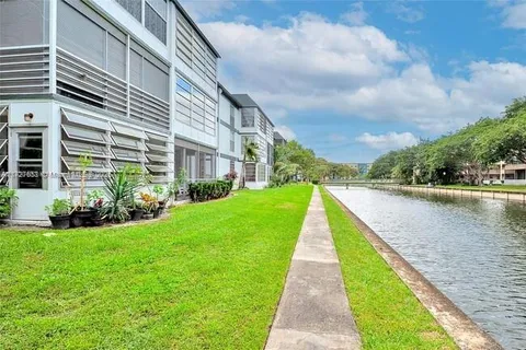 8330 Sands Point Blvd # N308, Tamarac FL 33321