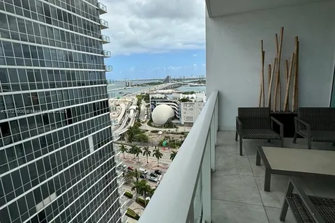 1040 Biscayne Blvd # 1505, Miami FL 33132