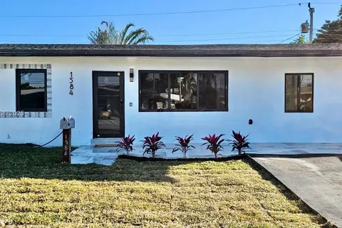 1584 NE 31st St, Pompano Beach FL 33064