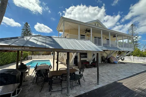 28 Center Ln, Key Largo FL 33037