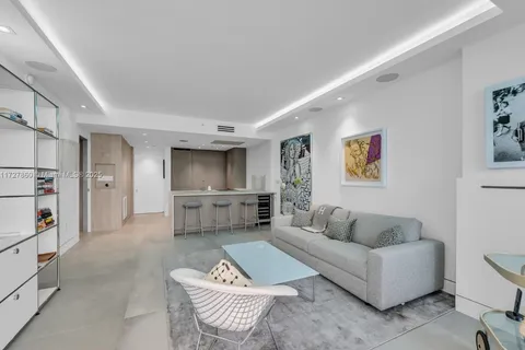 540 West Ave # 2113, Miami Beach FL 33139