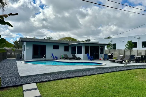 513 NW 30th St, Wilton Manors FL 33311