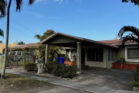 2727 SW 20th St, Miami FL 33145