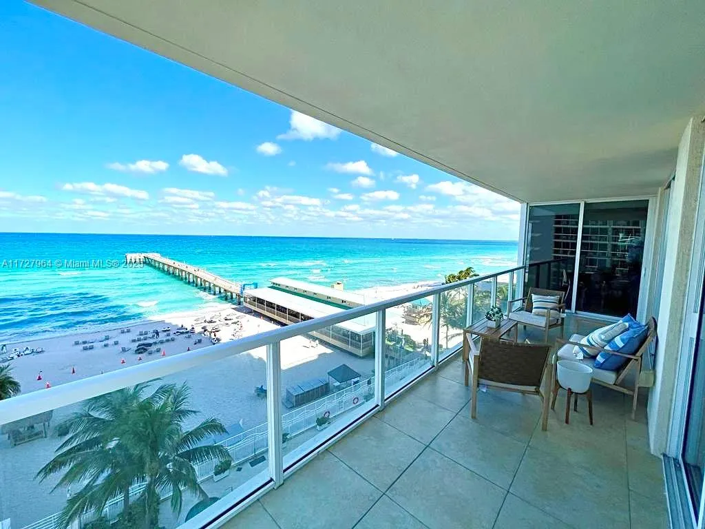 16699 Collins Ave, Sunny Isles Beach FL 33160