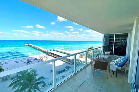 16699 Collins Ave, Sunny Isles Beach FL 33160