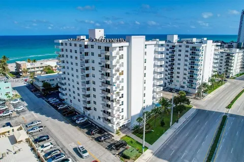 1601 S Ocean Dr # 105, Hollywood FL 33019