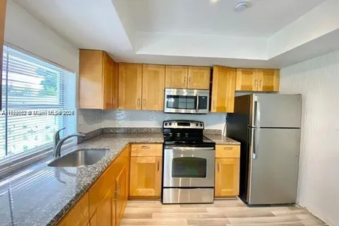 6521 NW 21st St # 6521, Sunrise FL 33313