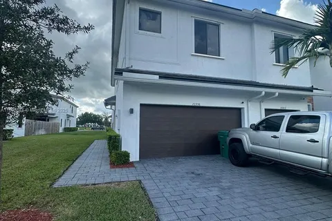 10958 SW 232nd Ter, Homestead FL 33032