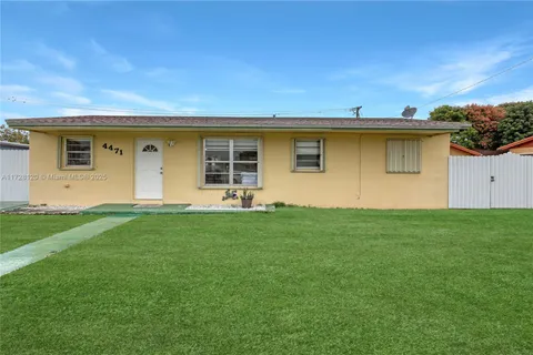 4471 NW 203rd St, Miami Gardens FL 33055