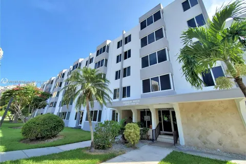 250 180th Dr # 455, Sunny Isles Beach FL 33160