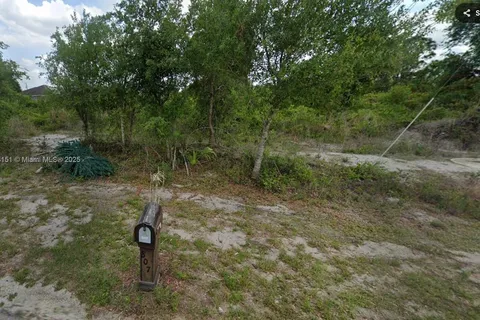 808 Frederick Reid St E, Lehigh Acres FL 33974