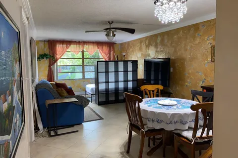 7500 NW 17th St # 209, Plantation FL 33313