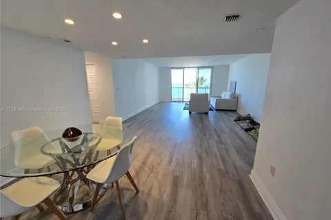 8855 Collins Ave. Direct ocean # 4C, Surfside FL 33154