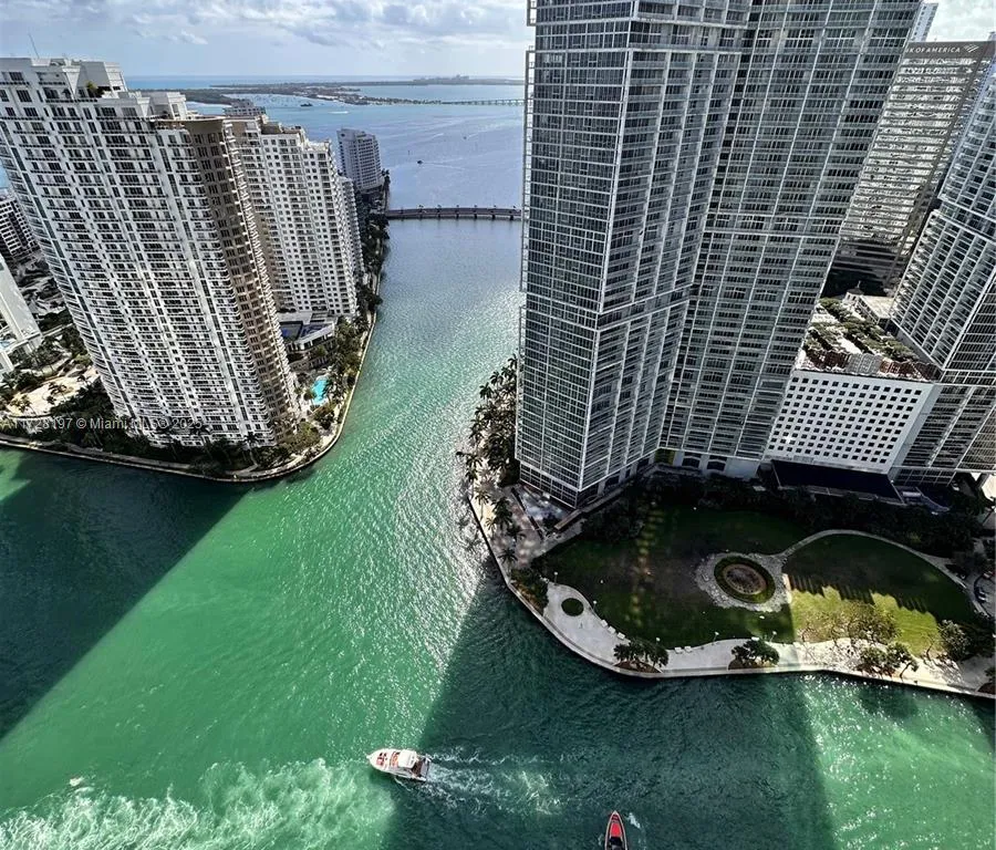 300 Biscayne Blvd Way # 3706, Miami FL 33131