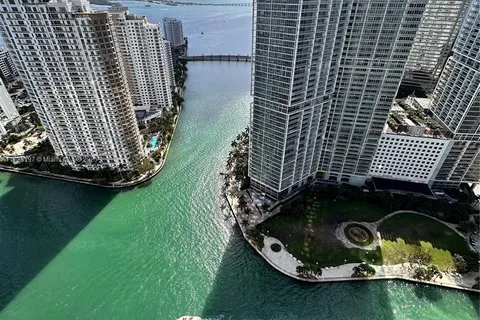 300 Biscayne Blvd Way # 3706, Miami FL 33131