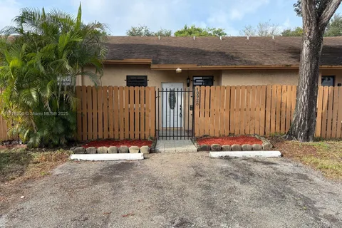 18928 NW 67th Pl # 0, Hialeah FL 33015