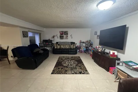 8470 SW 156 ct # 203, Miami FL 33193