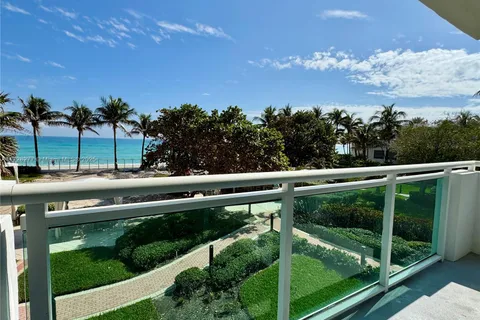 3001 S Ocean Dr # 211, Hollywood FL 33019