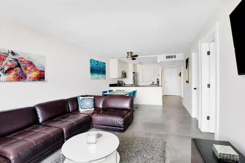 7801 Abbott Ave # 504, Miami Beach FL 33141