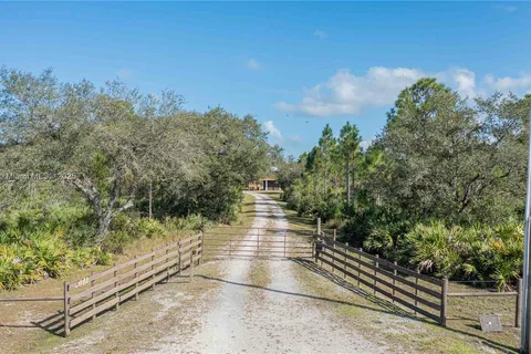 2072 Nine Mile Rd, Other City - In The State Of Florida FL 33935