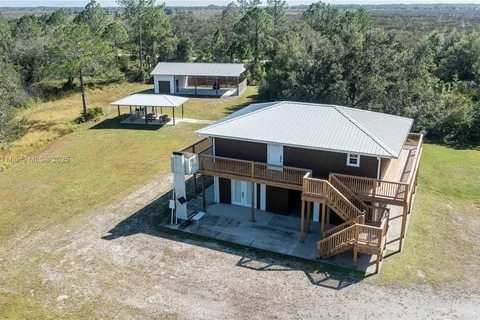 2072 Nine Mile Rd, Other City - In The State Of Florida FL 33935