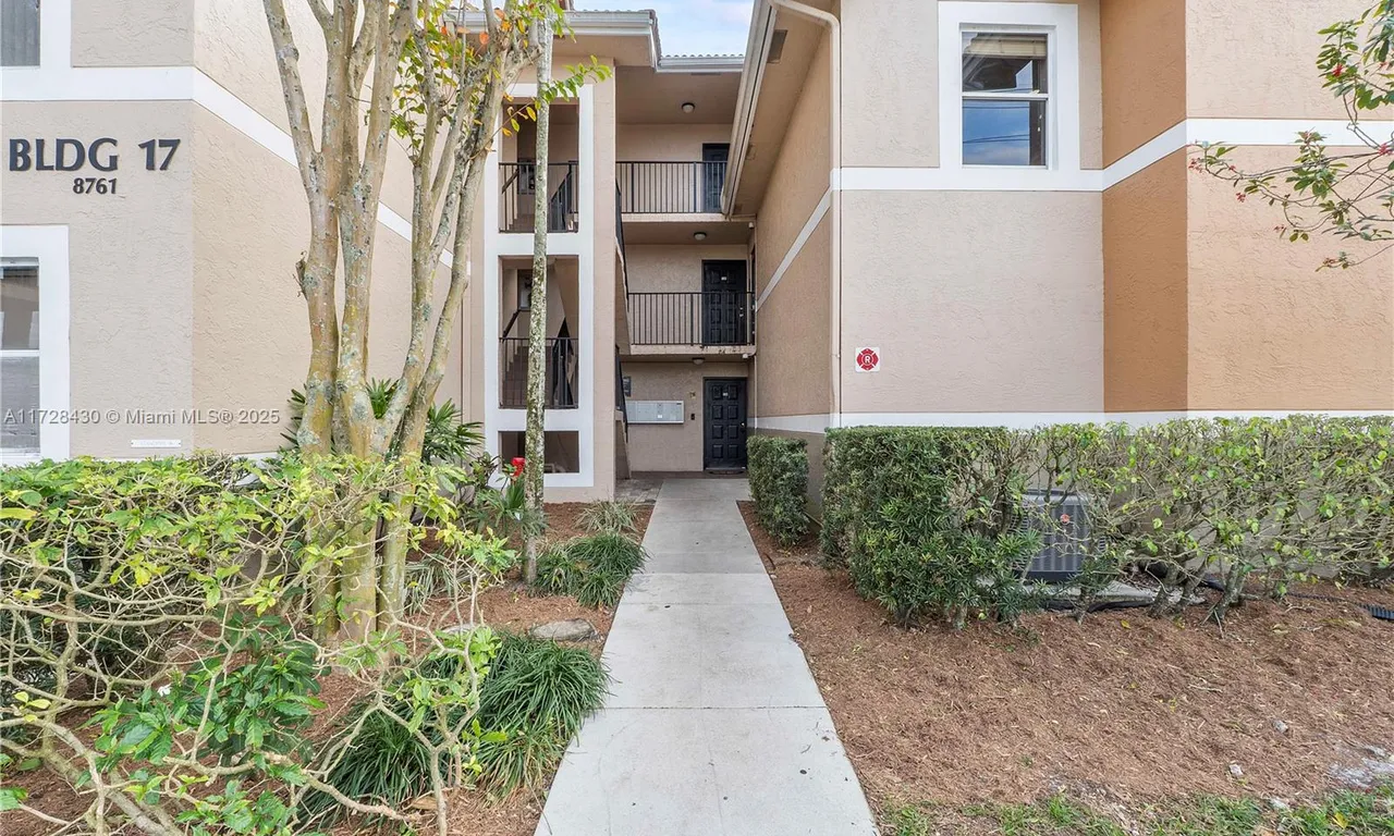 8761 Wiles Rd # 206, Coral Springs FL 33067