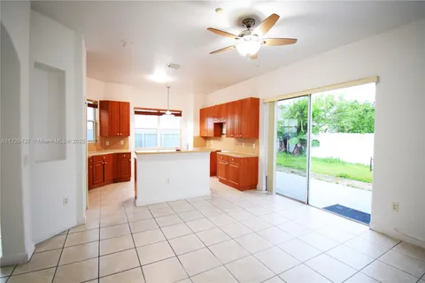 8877 NW 179th Ln, Hialeah FL 33018