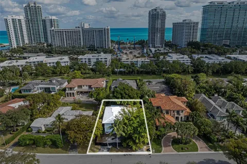 253 Bal Cross Dr, Bal Harbour FL 33154