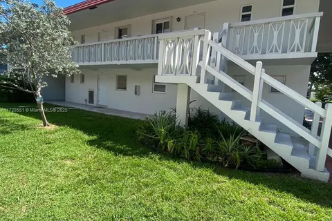 899 SE 2nd Ave # 214, Deerfield Beach FL 33441