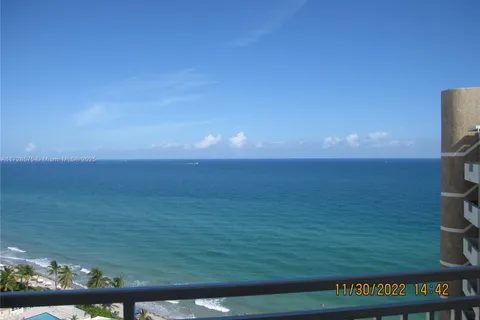 3180 S Ocean Dr, Hallandale Beach FL 33009