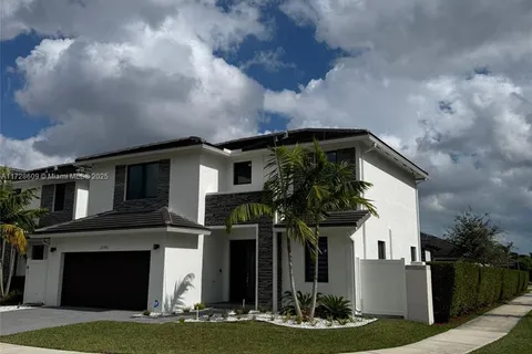 23595 SW 108th Ct, Homestead FL 33032