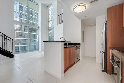 300 S Biscayne Blvd # 802, Miami FL 33131