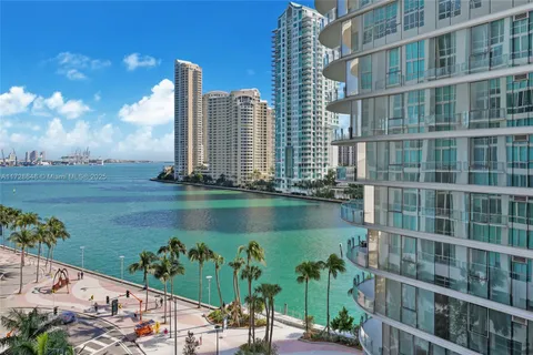 300 S Biscayne Blvd # 802, Miami FL 33131