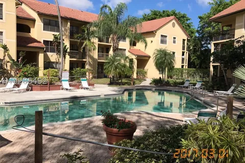 4381 W Mcnab Rd # 21, Pompano Beach FL 33069