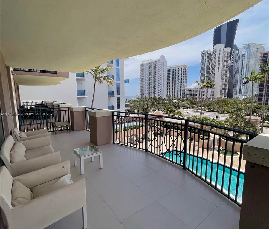 17555 Atlantic Blvd # 702, Sunny Isles Beach FL 33160