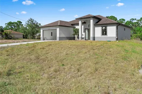 923 Winters St E, Lehigh Acres FL 33974