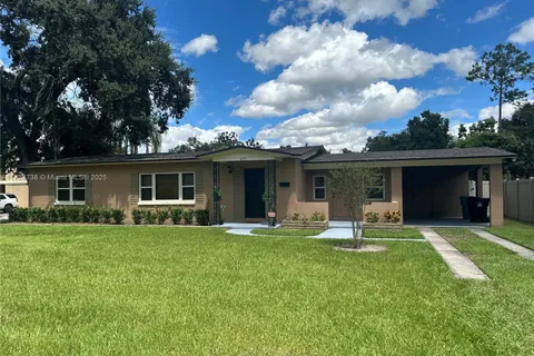 635 Kittredge Dr, Orlando FL 32805