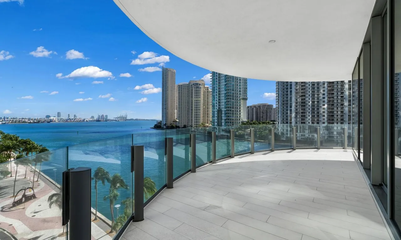 300 Biscayne Blvd Way # 601, Miami FL 33131