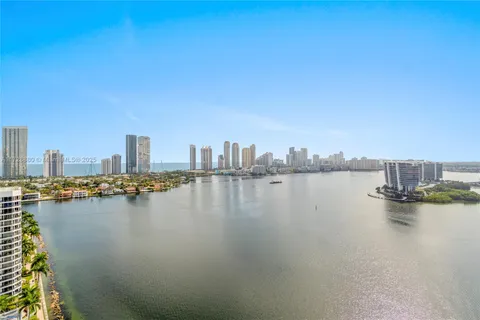 3530 Mystic Pointe Dr # 2515, Aventura FL 33180