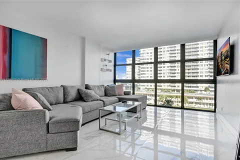 2049 S Ocean Dr # 506, Hallandale Beach FL 33009