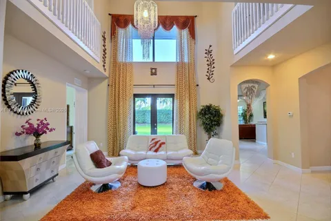 3613 NW 87th Ave, Cooper City FL 33024