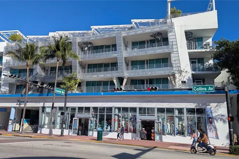 1437 Collins Ave # 214, Miami Beach FL 33139