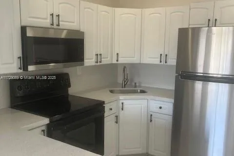 6308 SW 22nd St, Miramar FL 33023