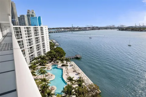 910 West Ave # 1516, Miami Beach FL 33139