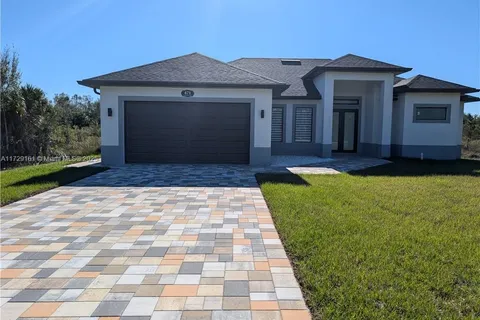 471 Greenbriar blvd, Lehigh Acres FL 33972