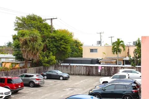 17101 NW 57th Ave # 211, Miami Gardens FL 33055