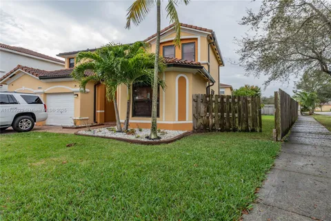 10852 SW 245th St, Homestead FL 33032