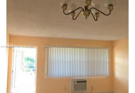 125 Canterbury  E # 125, West Palm Beach FL 33417