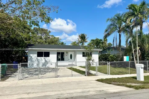 4341 NW 167th Ter, Miami Gardens FL 33055