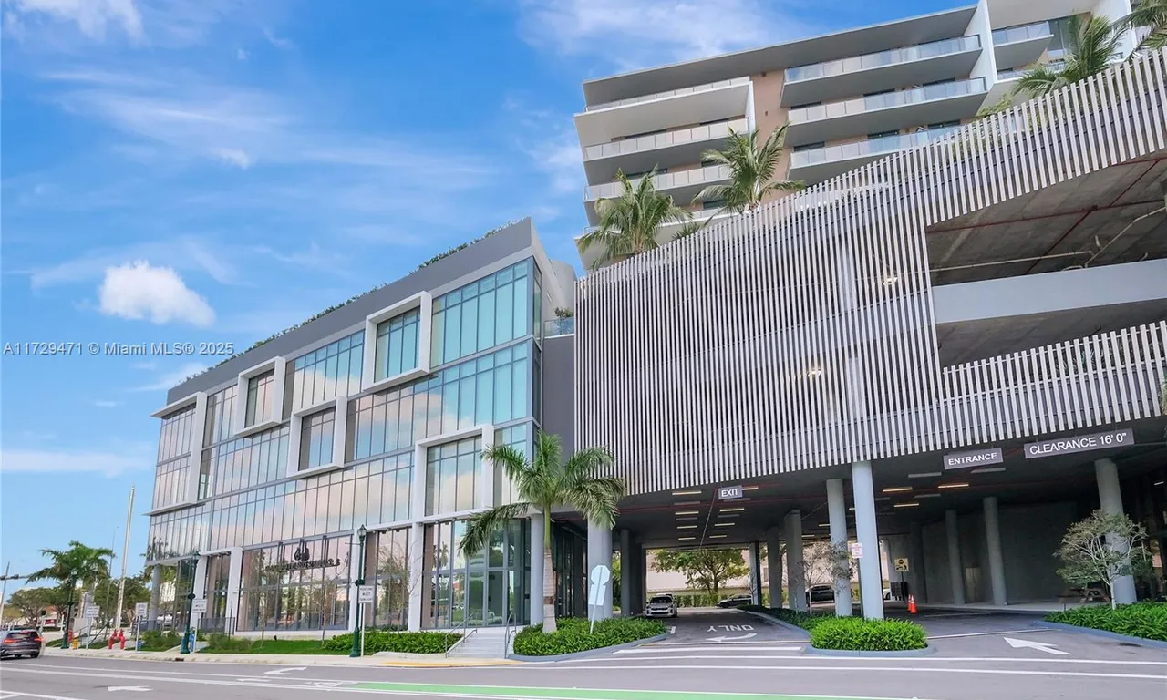 21290 biscayne # 306, Aventura FL 33180